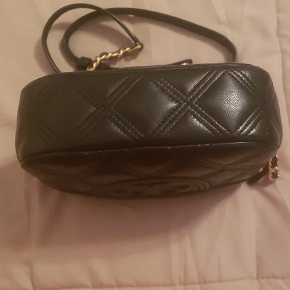 Tory Burch Fleming Soft Camera Bag - Picture 7 of 13